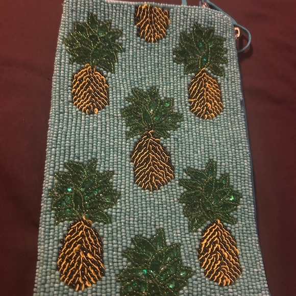 Bamboo Trading Company Beaded Crossbody CellphoneWristlet Pineapple Bag - Picture 4 of 7